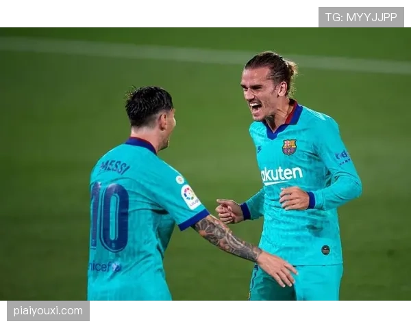 格列兹曼与梅西的进攻角色冲突：是位置重叠还是体系适配难题？